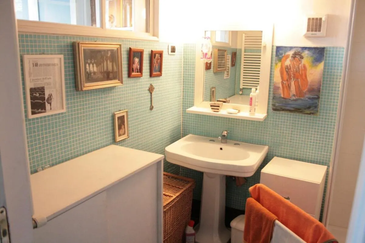 Ferienwohnung Cozy 4Th Floor In Monti Neighborhood Rom Apartment